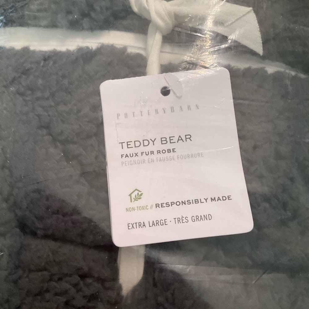 Pottery Barn Teddy Bear Charcoal Faux Fur Sherpa Robe